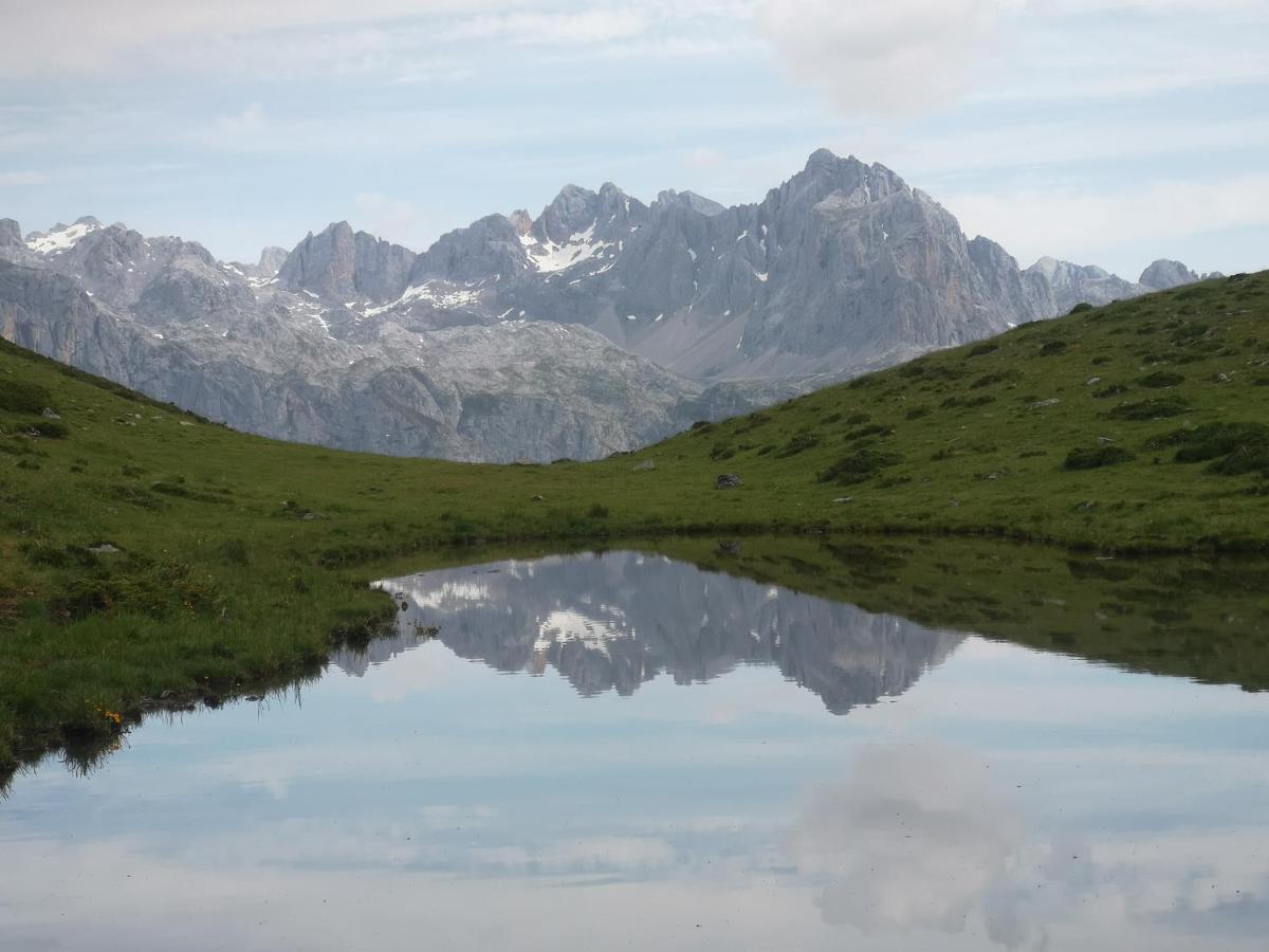 Posada Sobrevilla Espinama Bagian luar foto