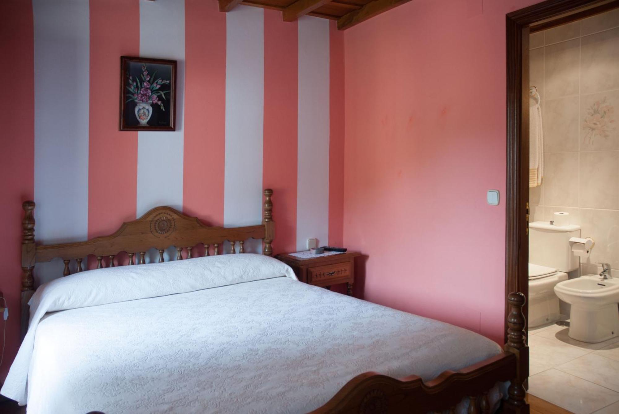 Posada Sobrevilla Espinama Ruang foto