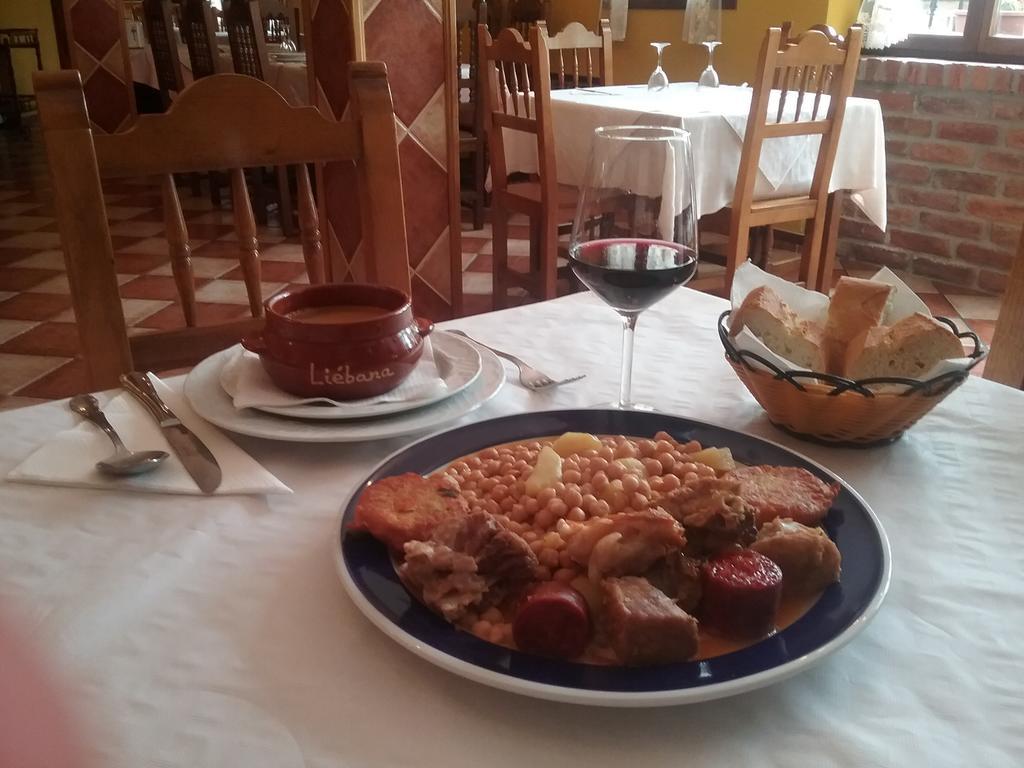 Posada Sobrevilla Espinama Bagian luar foto